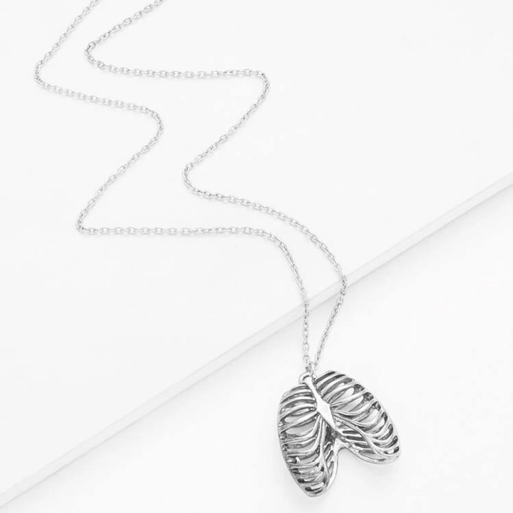 Rib cage necklace